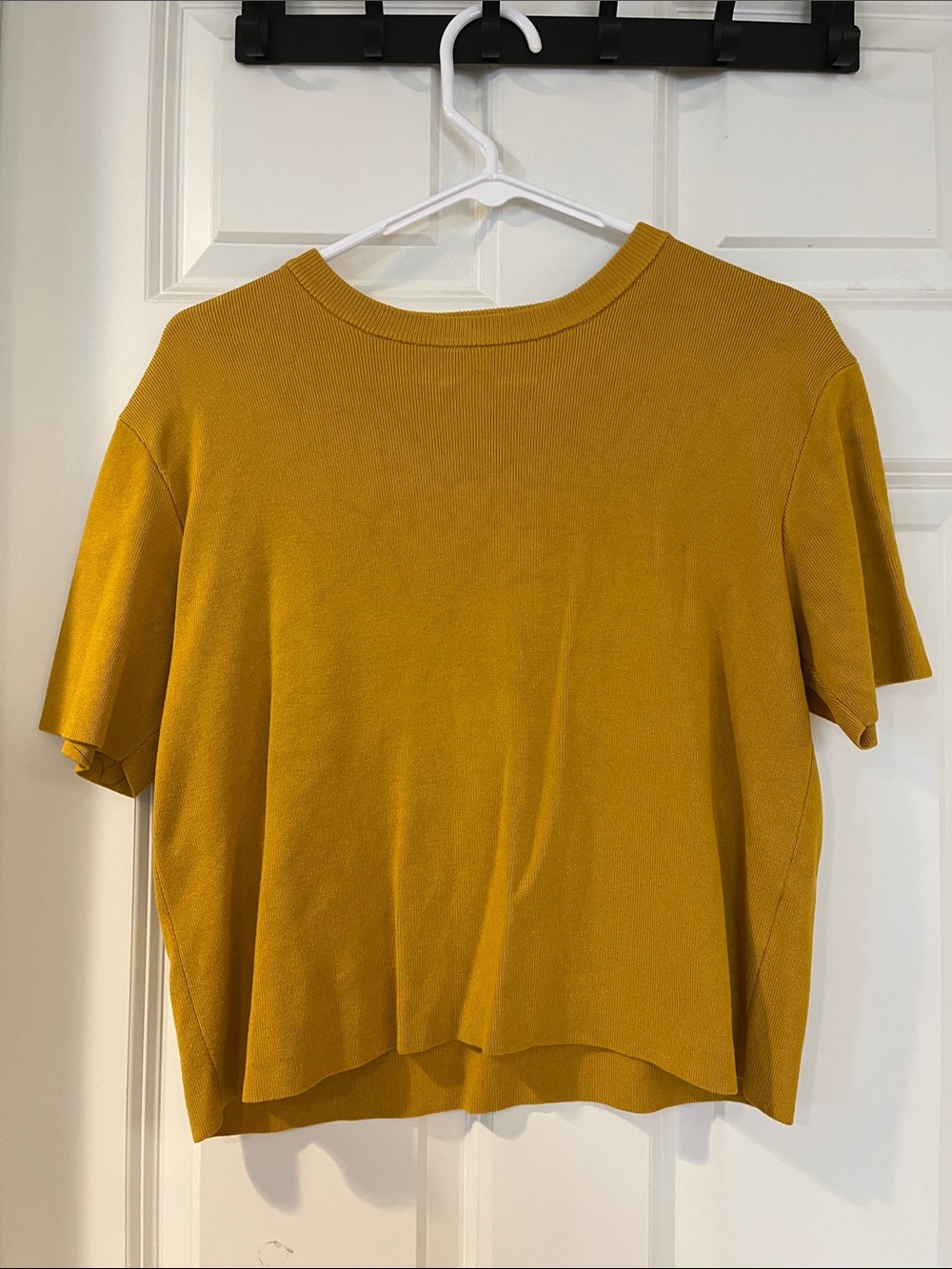 H&M Mustard Short Sleeve Boxy Knit Top